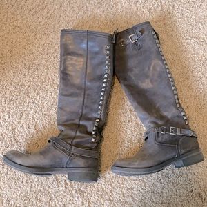 Knee high distressed grey boots!